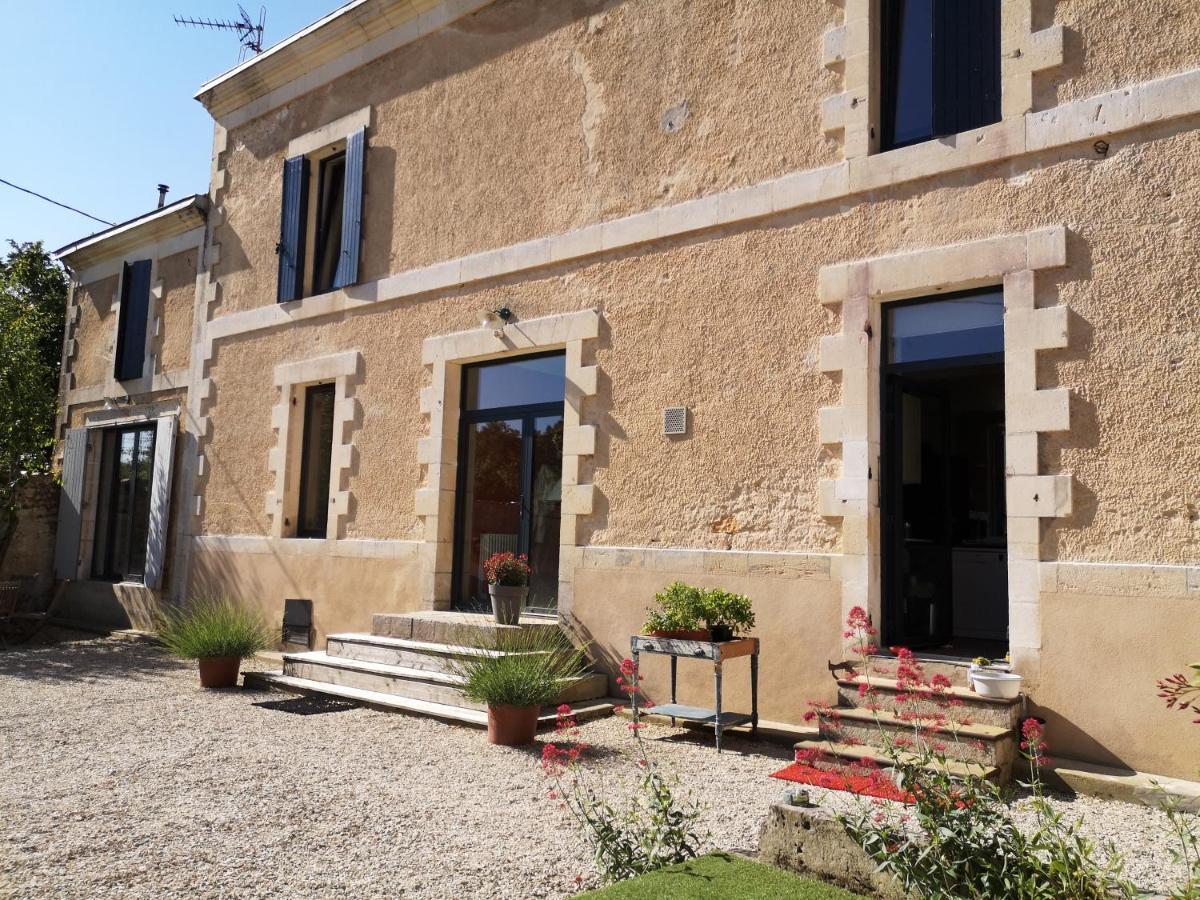 Saint-Savinien La Burie Bed & Breakfast エクステリア 写真